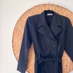 ALYN PAIGE VINTAGE BLACK CROPPED TRENCH COAT DARK ACADEMIA STYLE CAREER CORPCORE